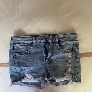 American eagle size 6 Jean shorts